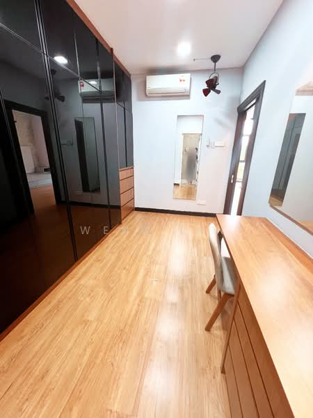 Rumah Teres 3 Tingkat untuk Dijual di Laman Glenmarie (Shah Alam) - Weng Tan - Bedroom - PropertyGuru.com.my