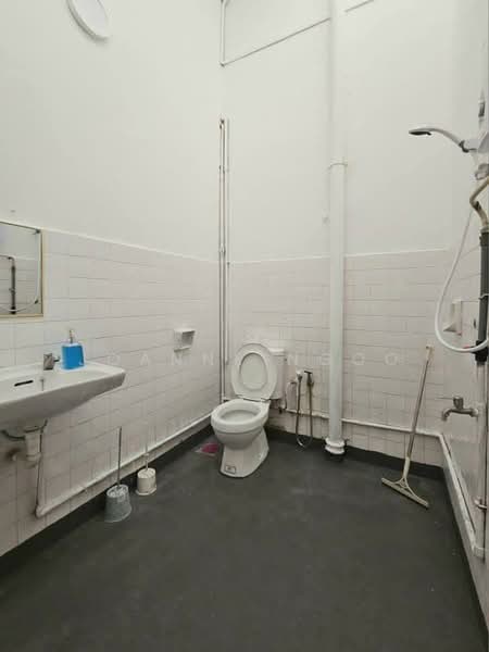 2-storey Terraced House for Sale in Johor Bahru (Johor) - Joanne Ngoo - Bathroom - PropertyGuru.com.my