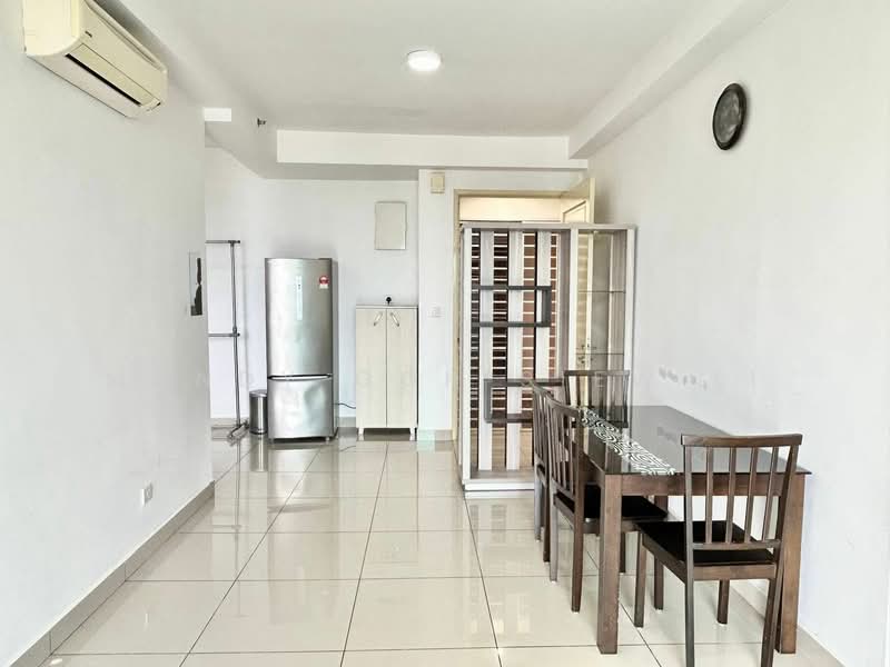 Apartment for Sale at Austin Suites (Permata Austin) - Mandy Goh Siew Li - Living Room - PropertyGuru.com.my