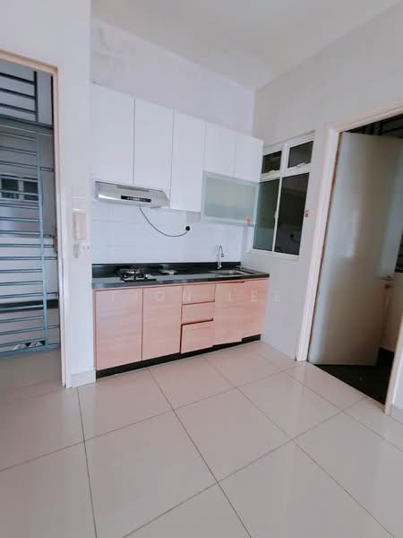 Servis Apartment untuk Dijual di Skysuites @ Meldrum Hills - Fion Lee - Kitchen - PropertyGuru.com.my