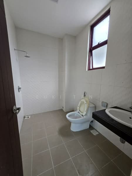 Bungalow for Sale in Jalan Klang Lama (Old Klang Road) (Kuala Lumpur) - Suki Tan - Bathroom - PropertyGuru.com.my