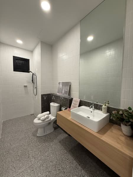 Service Residence for Sale at The Riva Residences @ Gravit8 - Evans Ee - Bathroom - PropertyGuru.com.my