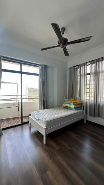 Condominium for Sale at Eden Seaview Condominium - Wayne Loh - Bedroom - PropertyGuru.com.my