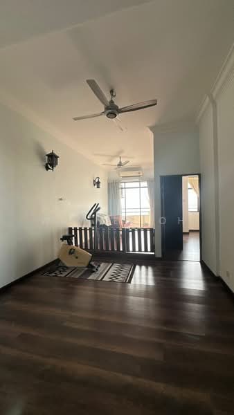 Condominium for Sale at Eden Seaview Condominium - Wayne Loh - Living Room - PropertyGuru.com.my