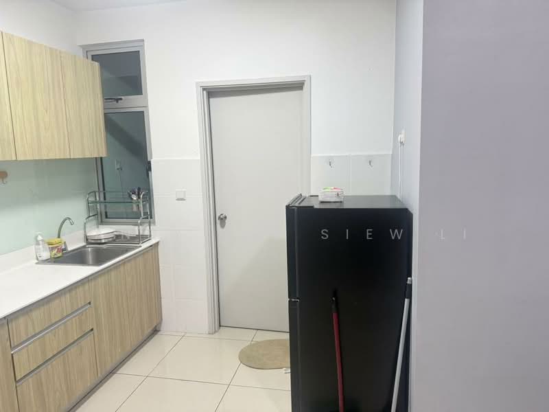 Meridin Bayvue Serviced Apartment untuk Untuk Disewa - RM 2,000 /bulan, Apr 2026 - Kitchen - PropertyGuru.com.my