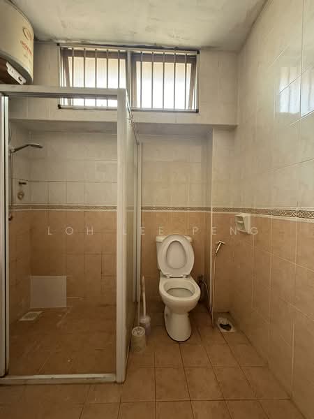Taman Perling untuk Untuk Disewa - RM 3,200 /bulan, Apr 2026 - Bathroom - PropertyGuru.com.my