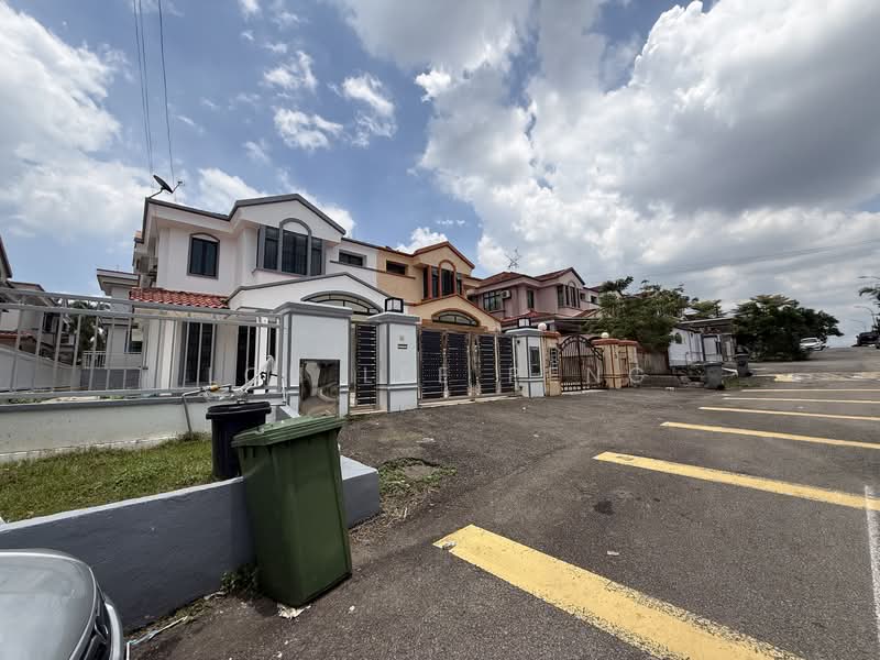 Taman Perling untuk Untuk Disewa - RM 3,200 /bulan, Apr 2026 - Exterior - PropertyGuru.com.my