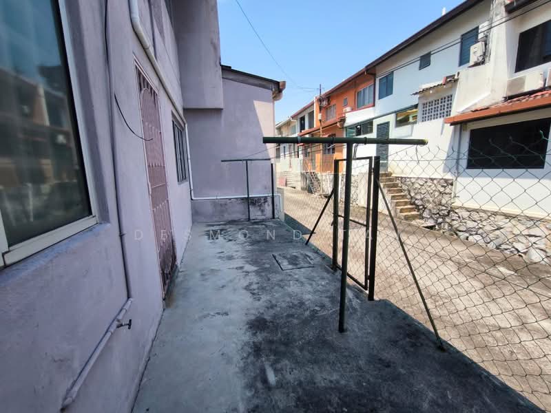 2-storey Terraced House for Sale in SS2 (Petaling Jaya) - Desmond Tan - Exterior - PropertyGuru.com.my