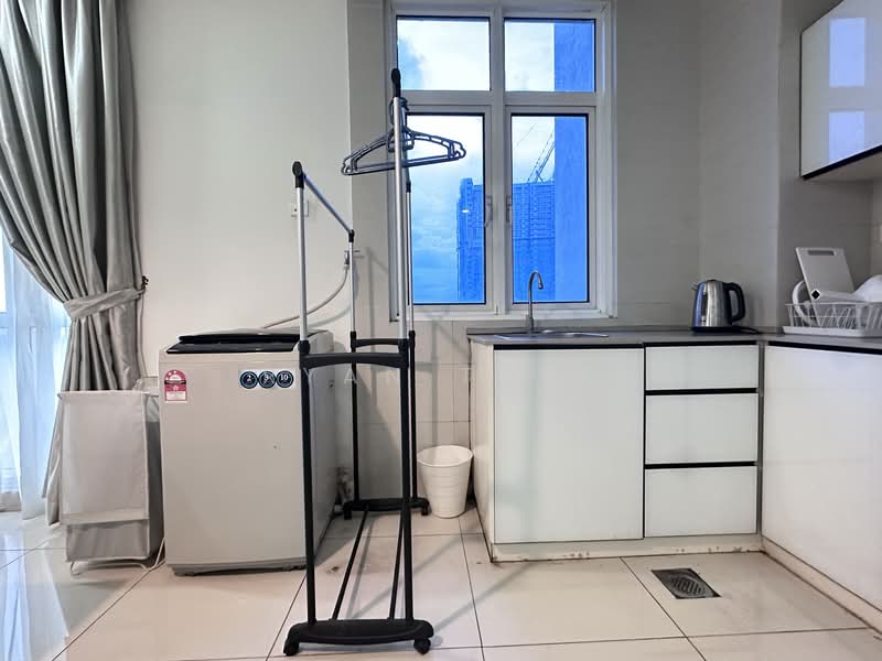 Apartment for Sale at Central Residence @ Sungai Besi - Ryan Thye - Kitchen & Laundry Area - PropertyGuru.com.my