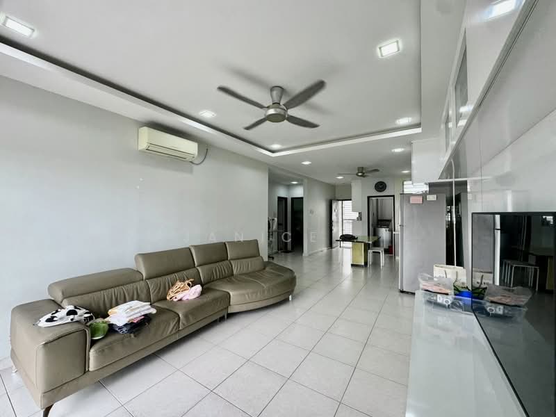 SuriaMas Suites untuk Untuk Dijual - RM 425,000, Apr 2026 - Living Room - PropertyGuru.com.my