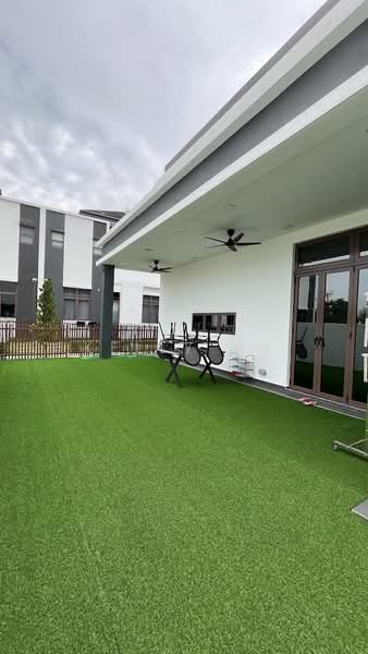 Rumah Berkembar untuk Dijual di Setia Alam (Selangor) - Kelly Hu - Exterior - PropertyGuru.com.my