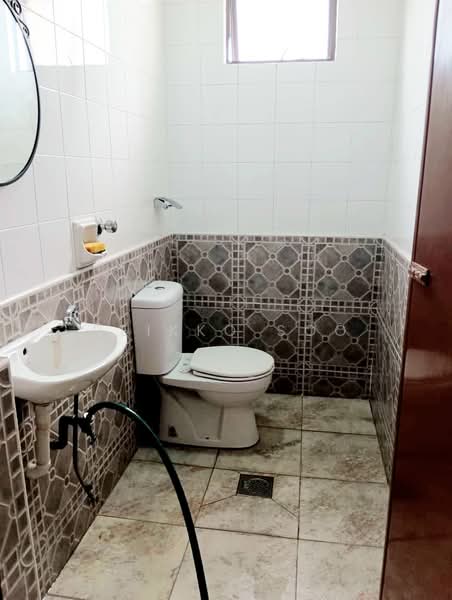 Condominium for Sale at Menara Duta 2 - Reikko Soo - Bathroom - PropertyGuru.com.my