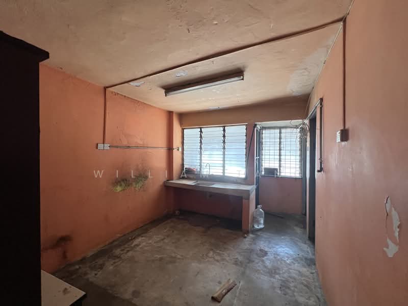 Lorong Tenggiri untuk Untuk Dijual - RM 135,000, Apr 2026 - Kitchen - PropertyGuru.com.my