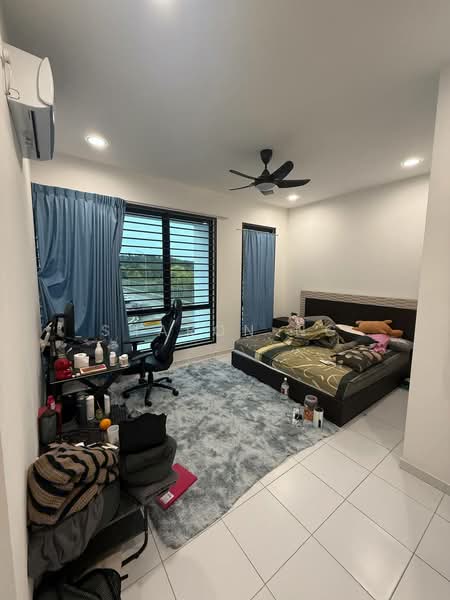 2-storey Terraced House for Sale in Taman Seri Austin (Tebrau) - Sharon Ng - Bedroom - PropertyGuru.com.my