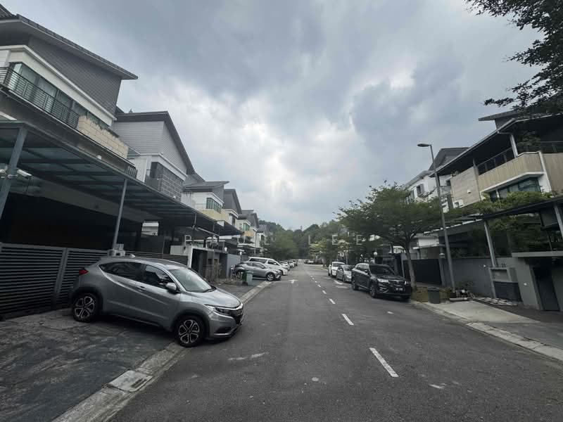 Semi-Detached House for Sale in Bandar Kinrara (Selangor) - Paul Lee - Exterior - PropertyGuru.com.my