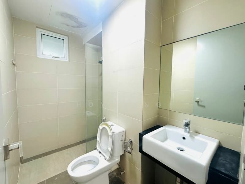 Condominium for Rent at Tropicana Bay Residences - Hoy Meng - Bathroom - PropertyGuru.com.my