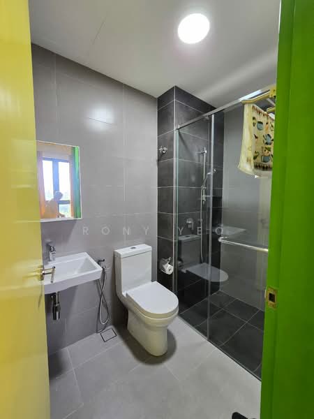 Service Residence for Rent at Sunway Belfield - Rony Yeo - Bathroom - PropertyGuru.com.my