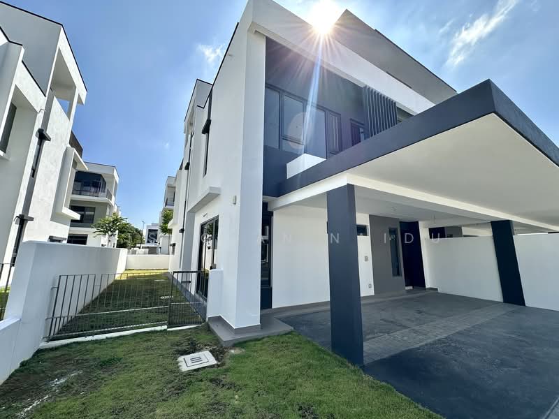 Semi-Detached House for Sale in Bandar Gamuda Gardens (Rawang) - Visaghan Naidu - Exterior - PropertyGuru.com.my