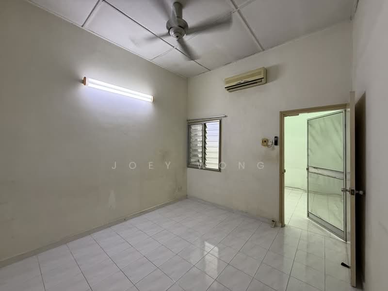 Happy Garden untuk Untuk Dijual - RM 690,000, Apr 2026 - Interior - PropertyGuru.com.my