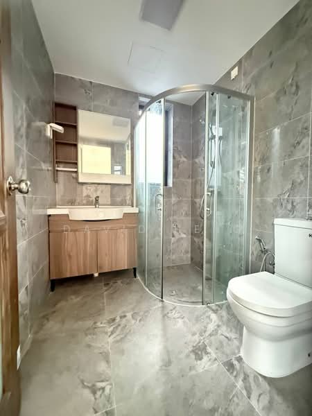 Rumah Kluster untuk Disewa di Forest City (Gelang Patah) - David Heng - Bathroom - PropertyGuru.com.my