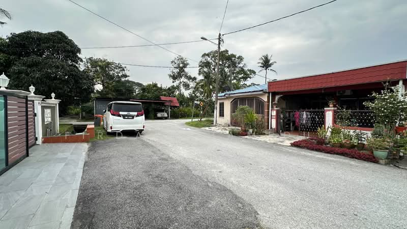 1-storey Terraced House for Sale in Semenyih (Selangor) - Firdaus Hamidun - PropertyGuru.com.my