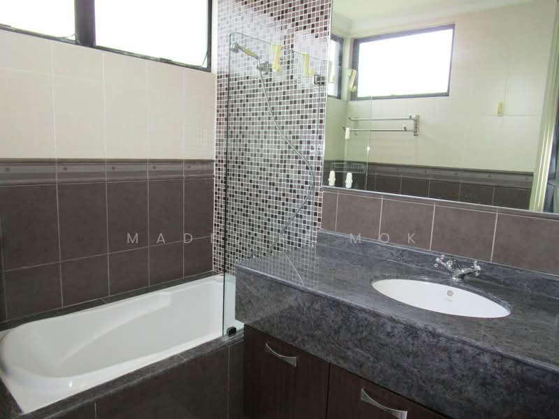 Condominium for Rent at Bangsar Puteri - Madeline Mok - Master Bathroom - PropertyGuru.com.my