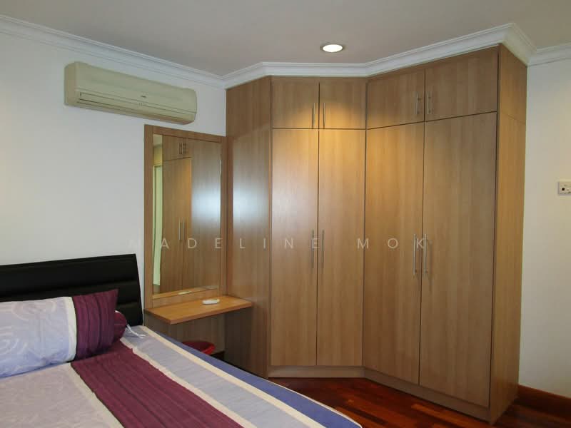 Condominium for Rent at Bangsar Puteri - Madeline Mok - 2nd Bedroom Closet - PropertyGuru.com.my
