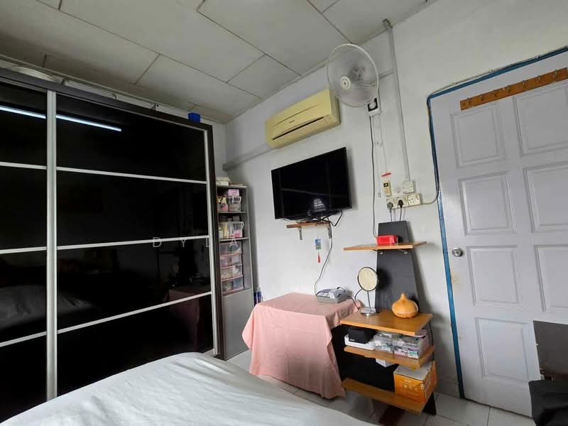 Pangsapuri untuk Dijual di Subang Perdana Goodyear Court 2 - Dylan Kwan - Bedroom - PropertyGuru.com.my