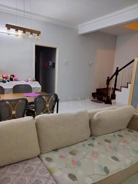 2-storey Terraced House for Sale in Bukit Rahman Putra (Sungai Buloh) - Fook Chuan Chin - Living Room - PropertyGuru.com.my