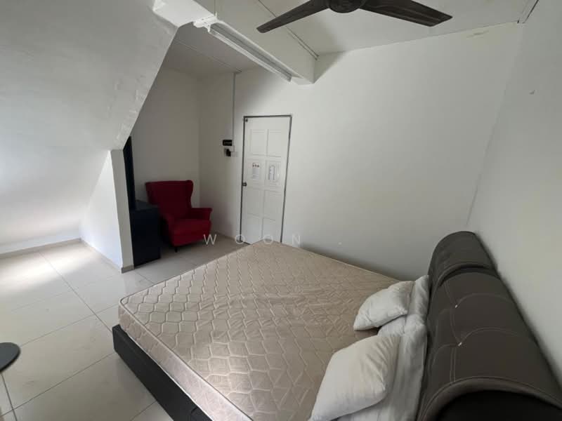 Shop for Rent in Melaka City (Melaka) - Woon . - Bedroom - PropertyGuru.com.my