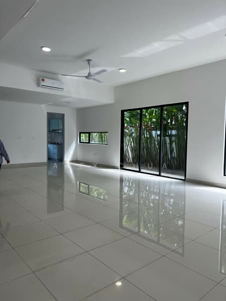 2-storey Terraced House for Rent in Kota Kemuning (Shah Alam) - Alex Chua - Living Room - PropertyGuru.com.my