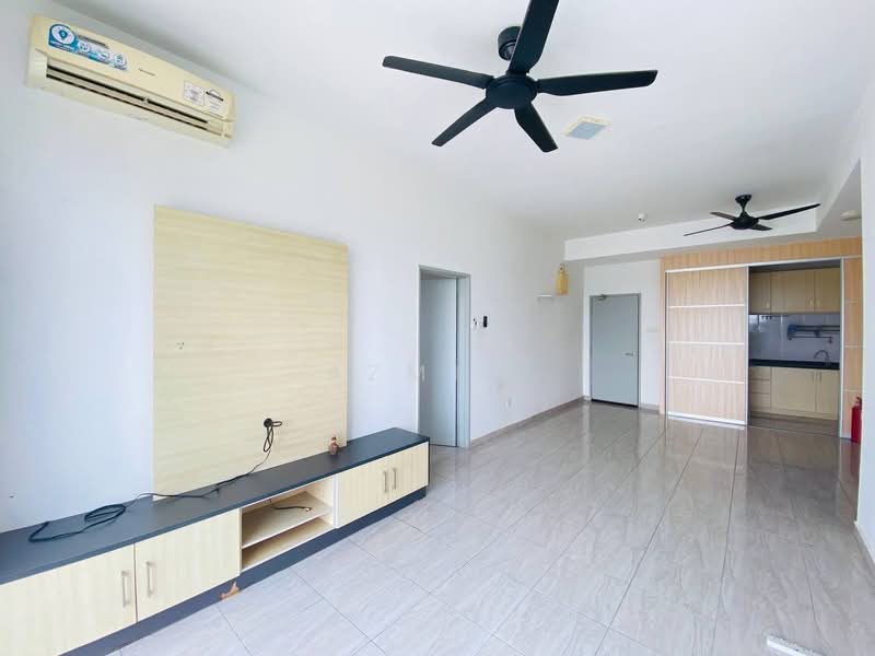 Pangsapuri Putra untuk Untuk Dijual - RM 290,000, Apr 2026 - Living Room - PropertyGuru.com.my