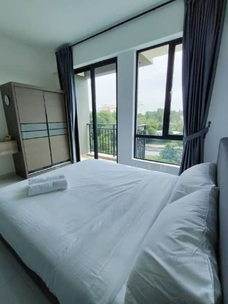 Service Residence for Sale at Country Garden Central Park - Robin Lim - Bedroom - PropertyGuru.com.my