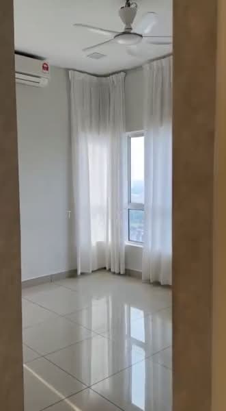 The Wharf Residence untuk Untuk Disewa - RM 1,750 /bulan, Apr 2026 - View - PropertyGuru.com.my