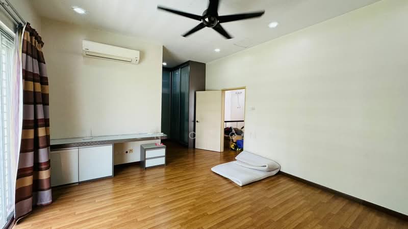 Semi-Detached House for Sale in Anggun 2 Residence (Rawang) - Ken Chong - Bedroom - PropertyGuru.com.my
