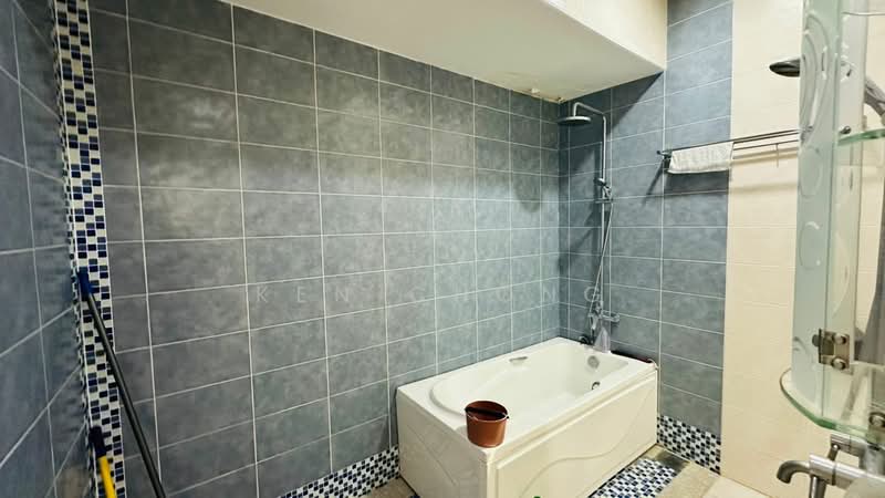 Semi-Detached House for Sale in Anggun 2 Residence (Rawang) - Ken Chong - Bathroom - PropertyGuru.com.my