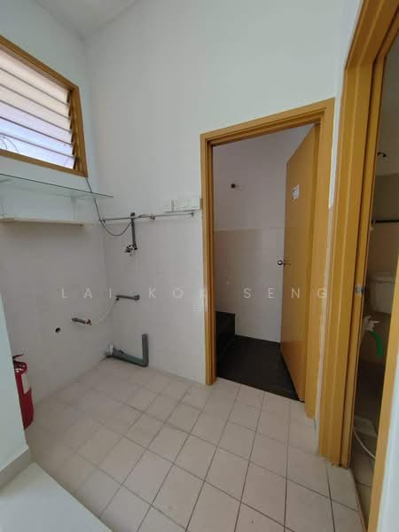 Shop / Office for Sale in Bandar Putra (Kulai) - Lai Kok Seng - Interior - PropertyGuru.com.my