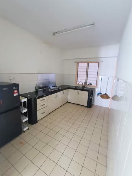 Apartment for Sale at Sri Lavender Apartment - Evelyn Yap - Kitchen - PropertyGuru.com.my