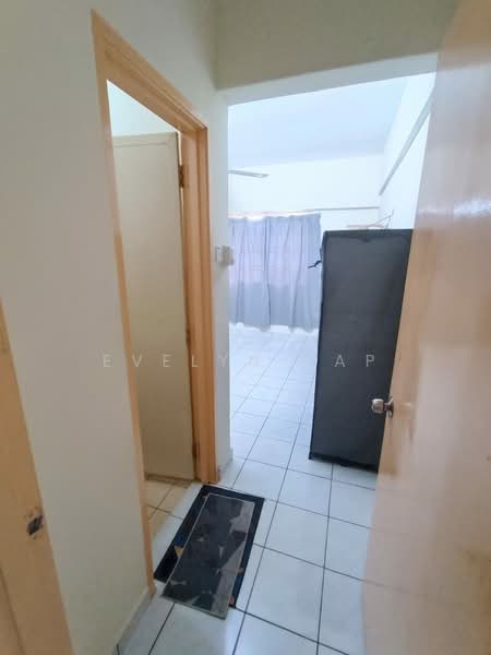 Apartment for Sale at Sri Lavender Apartment - Evelyn Yap - Corridor - PropertyGuru.com.my