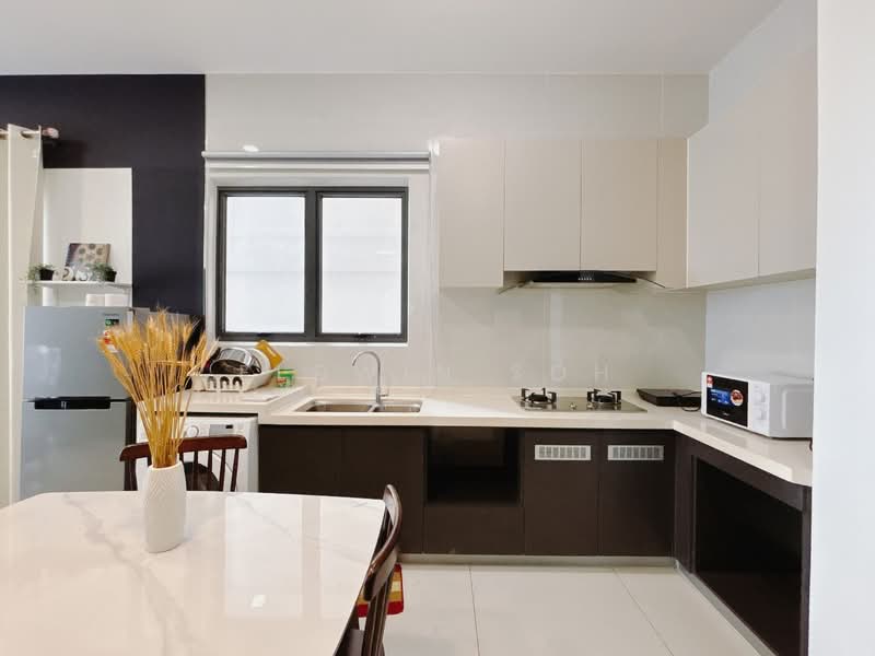 Condominium for Rent at Royal Strand @ Country Garden Danga Bay - Eldwin Soh - Kitchen - PropertyGuru.com.my