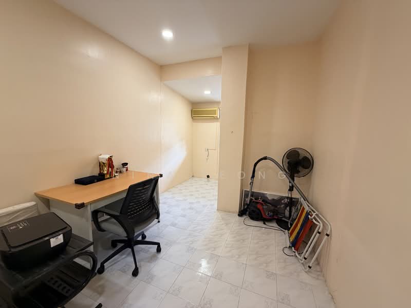 Rumah Teres 2 Tingkat untuk Dijual di Bayan Lepas (Penang) - Nina Teong - Study - PropertyGuru.com.my