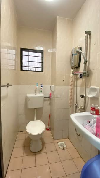 Apartment for Sale at Flora Damansara Apartment - Bryan Yeoh - Bathroom - PropertyGuru.com.my