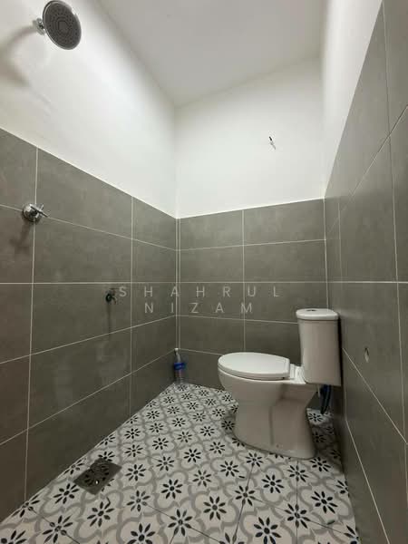 Taman Kantan Permai untuk Untuk Dijual - RM 350,000, Apr 2026 - Bathroom - PropertyGuru.com.my