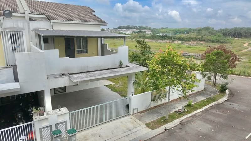 2-storey Terraced House for Sale in Taman Tiara Sendayan (Bandar Sri Sendayan) - Afif Azizan - Exterior - PropertyGuru.com.my