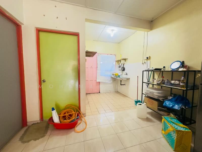 Rumah Teres untuk Dijual di Kampung Kepayang (Perak) - Mohamad Irwan - Kitchen - PropertyGuru.com.my