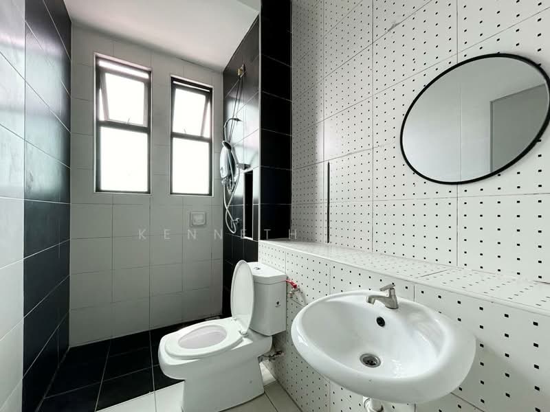 The Sky Executive Suites untuk Untuk Dijual - RM 650,000, Apr 2026 - Bathroom - PropertyGuru.com.my