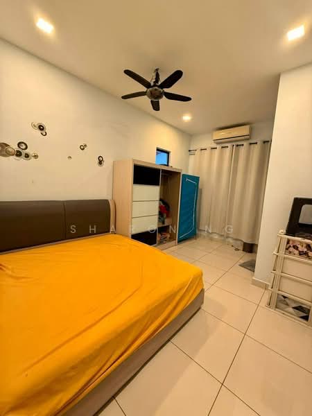 2-storey Terraced House for Sale in Bandar Dato Onn (Tebrau) - Sharon Ng - Bedroom - PropertyGuru.com.my