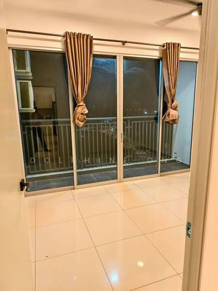 Apartment for Rent at Aliff Avenue (Dwi Alif) - Dolphine Ong - Balcony - PropertyGuru.com.my