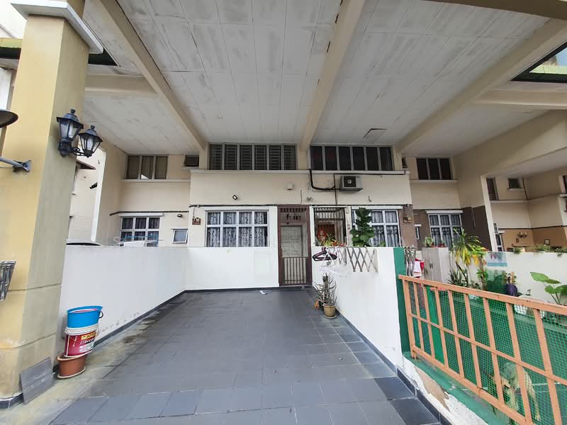 Townhouse for Rent in Cheras (Kuala Lumpur) - Stephen Megam - Exterior - PropertyGuru.com.my