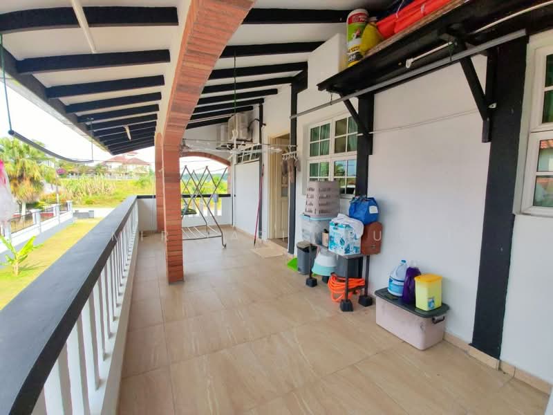 Link Bungalow for Sale in Bandar Putra (Kulai) - Amir Faris Rusli - Balcony - PropertyGuru.com.my
